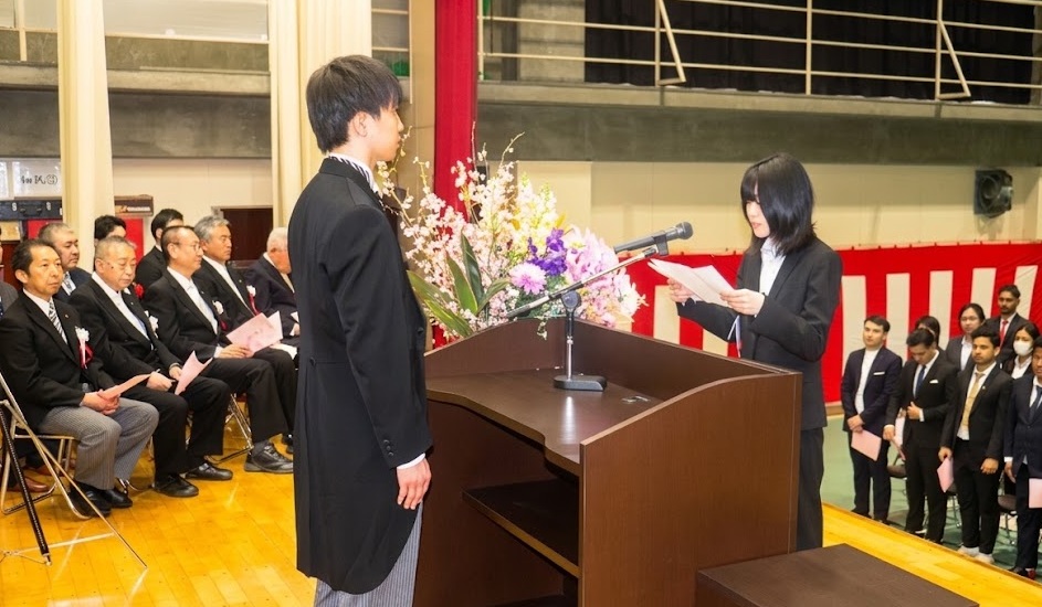 新入生誓いの言葉 笠原礼愛